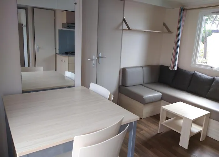 Mobil 6 Couchages Kamp alanı *